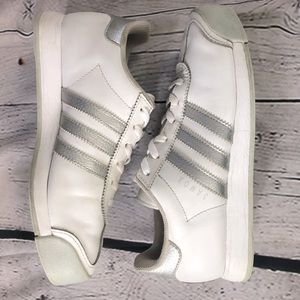 Adidas Womens Samoa AQ7912 White Casual Shoes Sneakers Size 6.5
